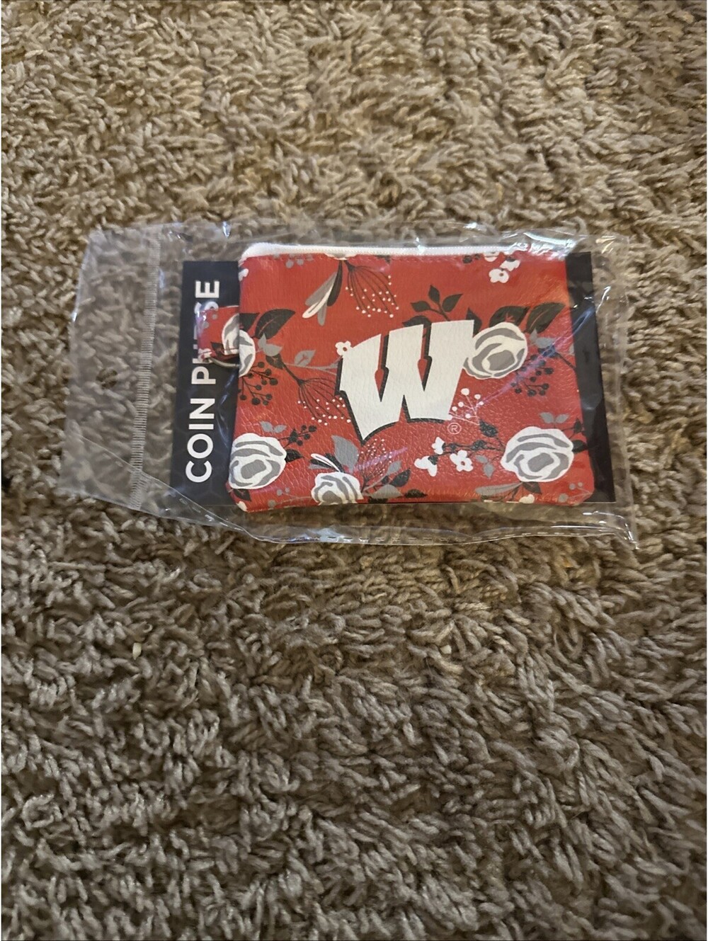 Wisconsin Badgers Coin Purse Wristlet 3.5" x 4.5" - NEW.